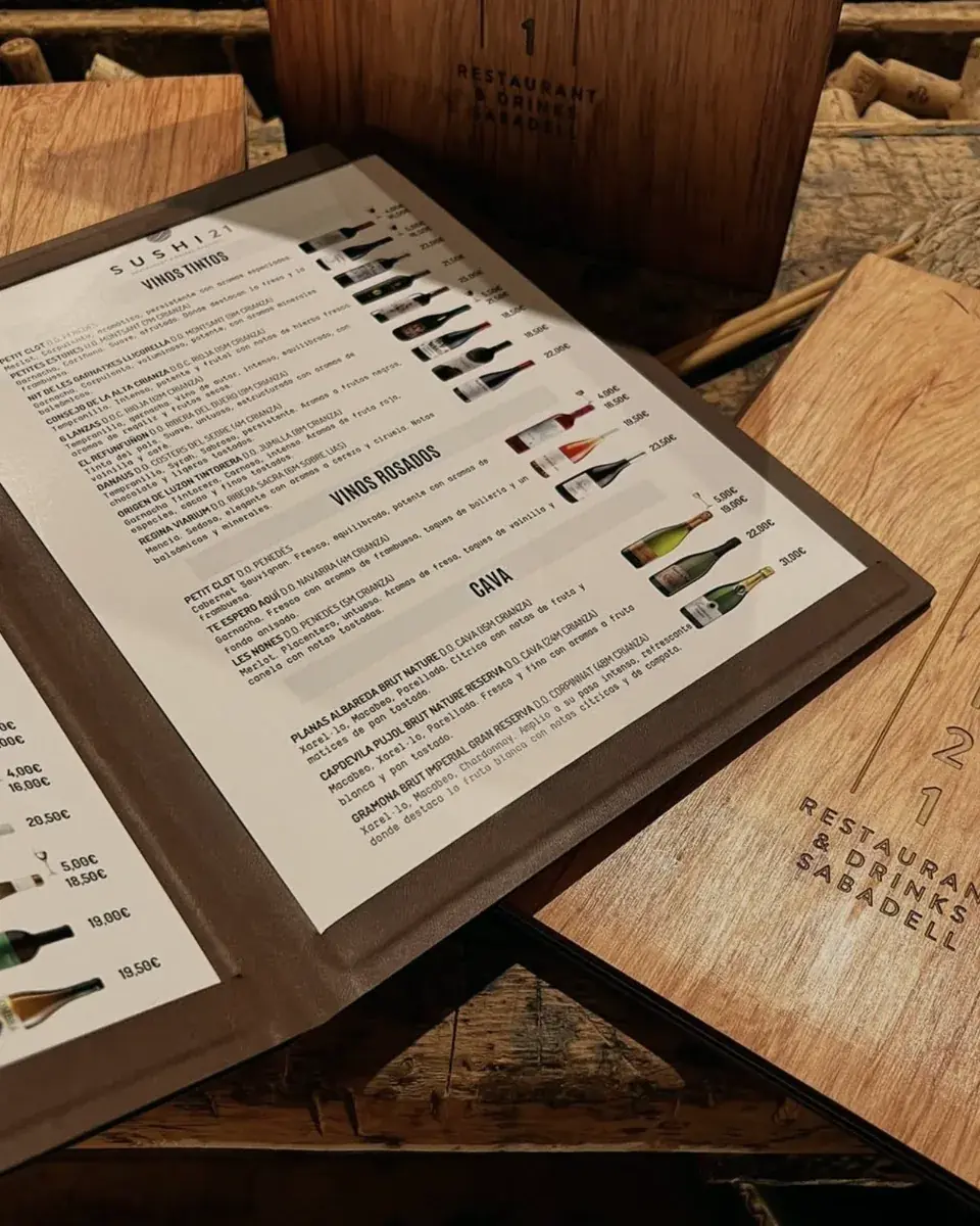Tintos, rosados y cava, en la misma carta